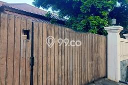 Dijual Rumah Luas Megah Dengan View Eksklusif di Cipinang, Jakarta Timur Dijual Rumah Luas Megah Dengan View Eksklusif di Cipinang, Jakarta Timur