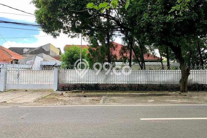 Rumah Mewah LB 300m2 Siap Pakai Desain Elegan di Jatiwaringin, Jakarta Timur Rumah Mewah LB 300m2 Siap Pakai Desain Elegan di Jatiwaringin, Jakarta Timur