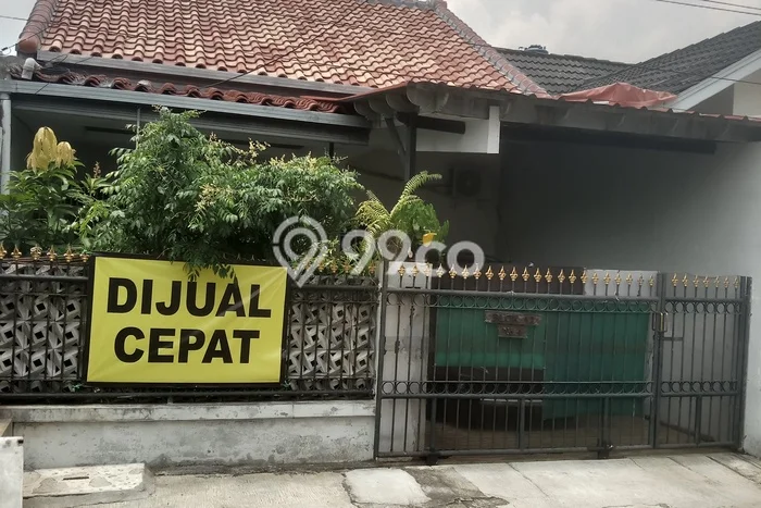 Rumah Luas Asri 3 KT Siap Huni di Bukit Duri Jakarta Selatan Rumah Luas Asri 3 KT Siap Huni di Bukit Duri Jakarta Selatan