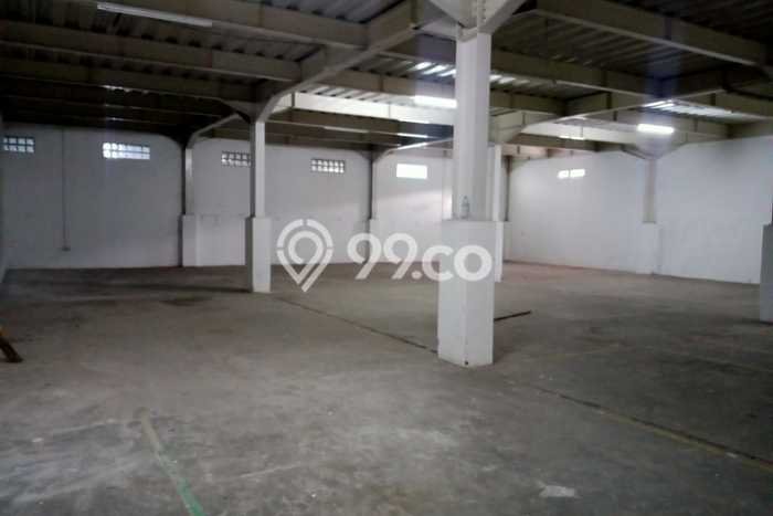 Dijual Gudang Area Bisnis di Ciwastra, Luas 3458m², Jalan Utama Dijual Gudang Area Bisnis di Ciwastra, Luas 3458m², Jalan Utama