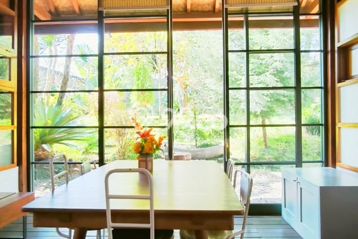 Jual Rumah Bagus Siap Huni LB 180m2 di Cimahi Utara, Cimahi Jual Rumah Bagus Siap Huni LB 180m2 di Cimahi Utara, Cimahi