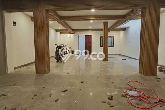Jual Rumah Eksklusif 5 KT di Kemang Pratama, Bekasi Jual Rumah Eksklusif 5 KT di Kemang Pratama, Bekasi