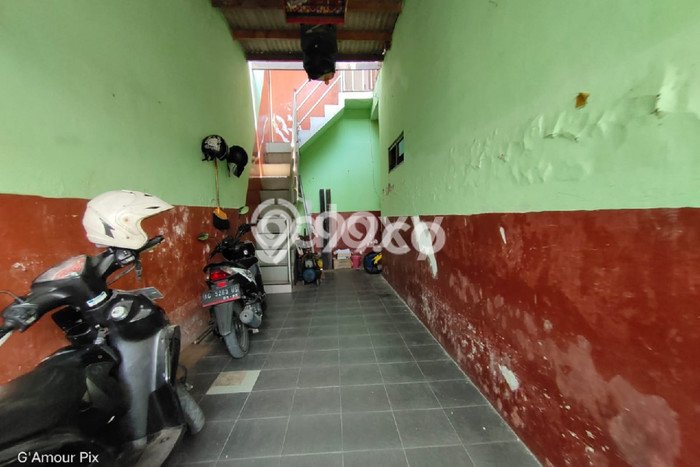 Ruko di Gayungan, Luas 216m2m², Area Komersial, Ramai Ruko di Gayungan, Luas 216m2m², Area Komersial, Ramai