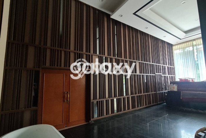 LOKASI PREMIUM! Kantor Kawasan Genteng, Luas 7000m2m², Mainroad, Kawasan Komersial LOKASI PREMIUM! Kantor Kawasan Genteng, Luas 7000m2m², Mainroad, Kawasan Komersial