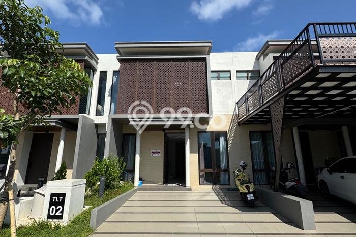 Rumah Mewah LB 145m2 Siap Pakai Desain Elegan di Citraland, Makassar Rumah Mewah LB 145m2 Siap Pakai Desain Elegan di Citraland, Makassar