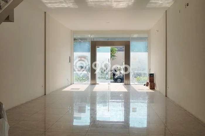 Ruko Siap Pakai di Mariso, Luas 268m², Area Bisnis Ruko Siap Pakai di Mariso, Luas 268m², Area Bisnis