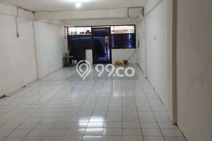 Ruko untuk Disewa di Pusat Jakarta Utara Luas Bangunan 60m2 Ruko untuk Disewa di Pusat Jakarta Utara Luas Bangunan 60m2
