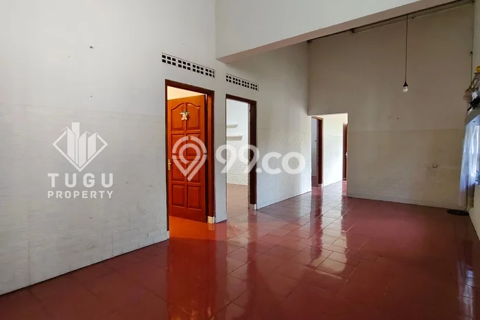Rumah di Ngaglik, 1 KM, Design Minimalis, LT 198m2m² LB 198m2m² Rumah di Ngaglik, 1 KM, Design Minimalis, LT 198m2m² LB 198m2m²