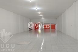 AREA KOMERSIAL! Komersial Disewakan di Banguntapan, Luas 370m2m², Jalan Strategis, Siap Operasi AREA KOMERSIAL! Komersial Disewakan di Banguntapan, Luas 370m2m², Jalan Strategis, Siap Operasi