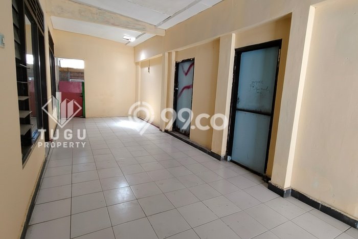Rumah Modern Cantik 10 Kamar Bisa Langsung Pindah di Sleman Rumah Modern Cantik 10 Kamar Bisa Langsung Pindah di Sleman