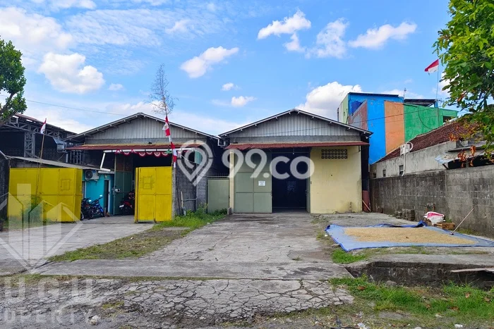 Gudang Siap Pakai Kawasan Mlati, Luas 350m², Area Bisnis Gudang Siap Pakai Kawasan Mlati, Luas 350m², Area Bisnis