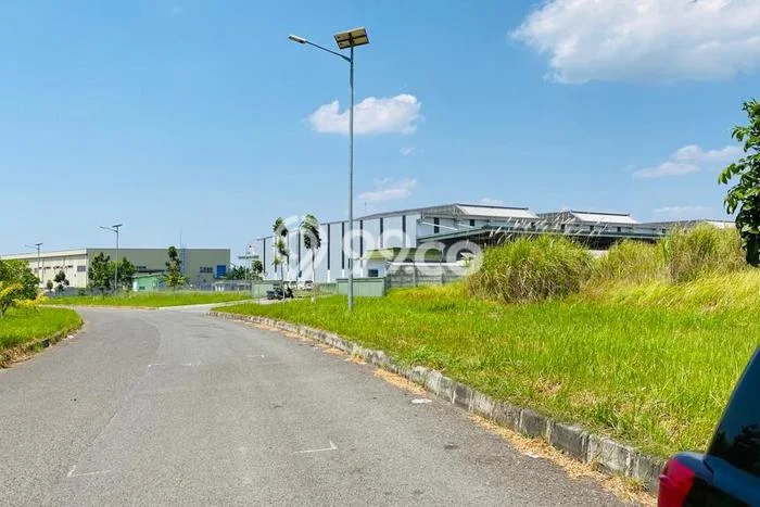 Jarang Ada! Tanah di Karawang Timur Punya Luas 35000m2 - Jarang Ada! Tanah di Karawang Timur Punya Luas 35000m2 -
