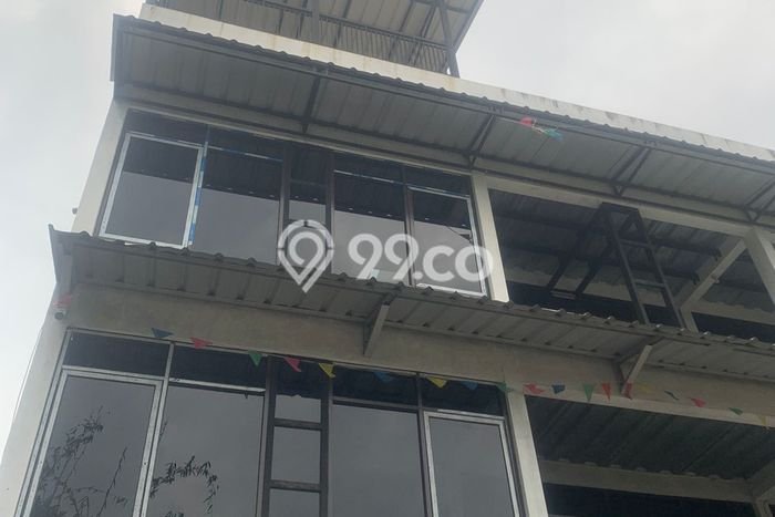 Kost Dijual di Jatinangor dengan 9 KT dan Luas 400m2 Kost Dijual di Jatinangor dengan 9 KT dan Luas 400m2