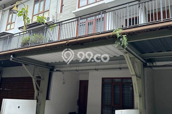 Ready to Use! Premium House LT 213m2 Desain Modern di Pasteur Ready to Use! Premium House LT 213m2 Desain Modern di Pasteur