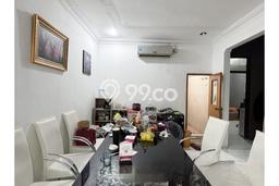 Rumah Elit LB 160m2 Siap Huni Desain Elegan di Pondok Indah, Jakarta Selatan Rumah Elit LB 160m2 Siap Huni Desain Elegan di Pondok Indah, Jakarta Selatan