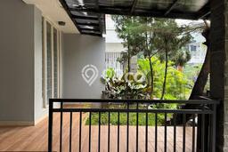 Hunian Elit LB 130m2 Siap Pakai Desain Elegan di Bintaro, Tangerang Selatan Hunian Elit LB 130m2 Siap Pakai Desain Elegan di Bintaro, Tangerang Selatan
