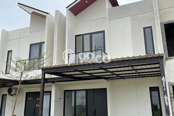 Rumah Strategis Modern Lb 90m2 di Pulo Gadung, Jakarta Timur Rumah Strategis Modern Lb 90m2 di Pulo Gadung, Jakarta Timur