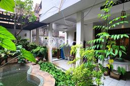 Dijual Rumah Luas Elegan Dengan View Cantik di Bintaro, Jakarta Selatan Dijual Rumah Luas Elegan Dengan View Cantik di Bintaro, Jakarta Selatan