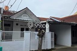 Jual Rumah Strategis Bagus Punya 3 KT di Pamulang Tangerang Selatan SHM Jual Rumah Strategis Bagus Punya 3 KT di Pamulang Tangerang Selatan SHM