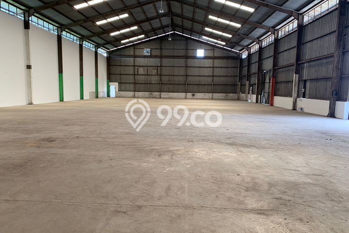 Gudang Disewa di Jakarta Barat dengan LB 1770m2 Area Komersial Ramai Gudang Disewa di Jakarta Barat dengan LB 1770m2 Area Komersial Ramai