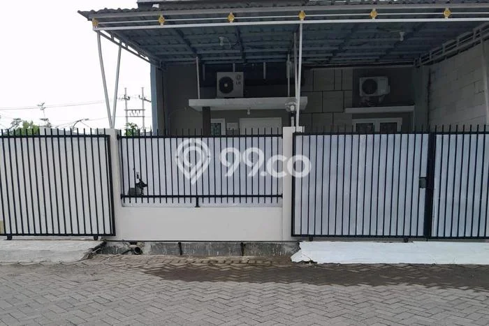 For Sale Rumah 2 Kamar Lokasi Strategis Bagus dan Strategis di Sidoarjo For Sale Rumah 2 Kamar Lokasi Strategis Bagus dan Strategis di Sidoarjo