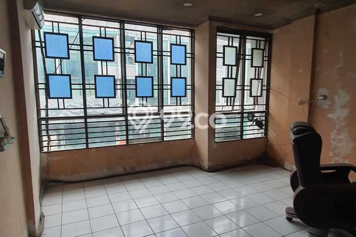 Ruko di Kapuk Kamal, Luas 76m², Kawasan Komersial Ruko di Kapuk Kamal, Luas 76m², Kawasan Komersial