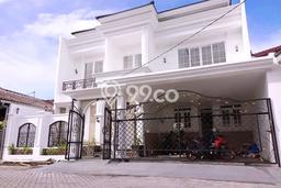 Hunian Eksklusif Dijual LT 180m2 di Waru, Sidoarjo Hunian Eksklusif Dijual LT 180m2 di Waru, Sidoarjo