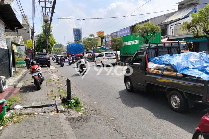 Ruko Komersial Disewakan di Gedangan Sidoarjo Luas 500m2 Ruko Komersial Disewakan di Gedangan Sidoarjo Luas 500m2