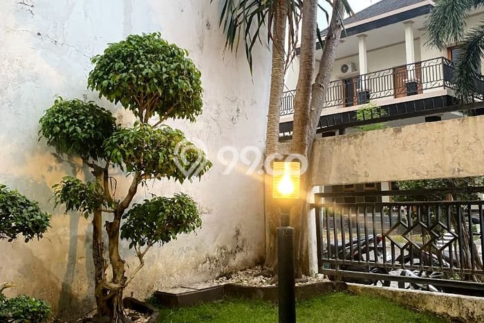 For Sale Rumah 4 Kamar Lokasi Ideal Nyaman dan Strategis di Buduran For Sale Rumah 4 Kamar Lokasi Ideal Nyaman dan Strategis di Buduran