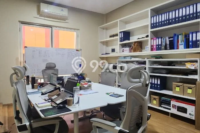 Dijual Ruko di Lakarsantri Surabaya LT 45m2 / LB 90m2 Dijual Ruko di Lakarsantri Surabaya LT 45m2 / LB 90m2