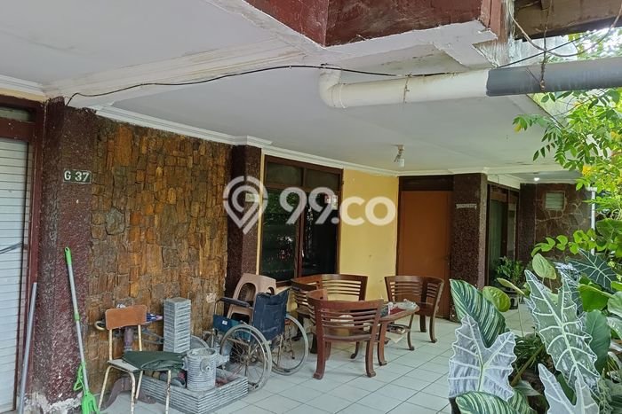 Rumah Elit Modern Siap Huni di Kendangsari Surabaya Rumah Elit Modern Siap Huni di Kendangsari Surabaya