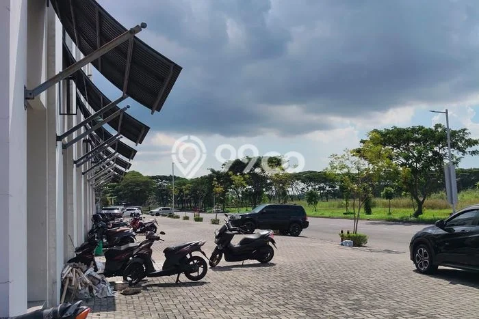 Ruko Dijual di Lakarsantri Surabaya dengan Luas Bangunan 250m2 Ruko Dijual di Lakarsantri Surabaya dengan Luas Bangunan 250m2