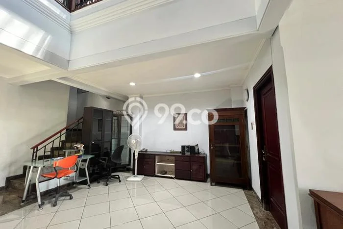 Rumah Cantik Siap Pakai Di Sawahan Luas 160m2 Aman Rumah Cantik Siap Pakai Di Sawahan Luas 160m2 Aman