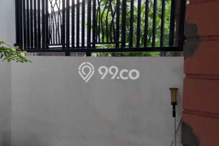 Dijual Rumah 2 Kamar Lokasi Ideal Bagus dan Strategis di Waru Dijual Rumah 2 Kamar Lokasi Ideal Bagus dan Strategis di Waru