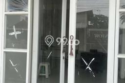 Dijual Cepat Rumah Favorit Siap Huni LB 180m2 di Tambaksari, Surabaya Dijual Cepat Rumah Favorit Siap Huni LB 180m2 di Tambaksari, Surabaya