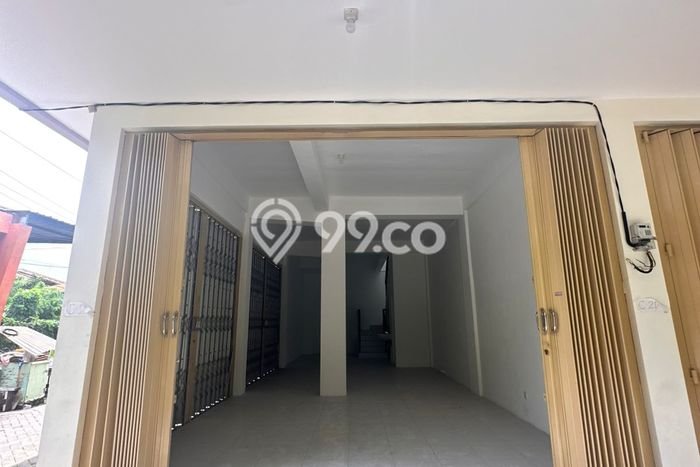 Lokasi Strategis! Dijual Ruko Bisnis di Sukolilo, Surabaya Kondisi Bagus Lokasi Strategis! Dijual Ruko Bisnis di Sukolilo, Surabaya Kondisi Bagus