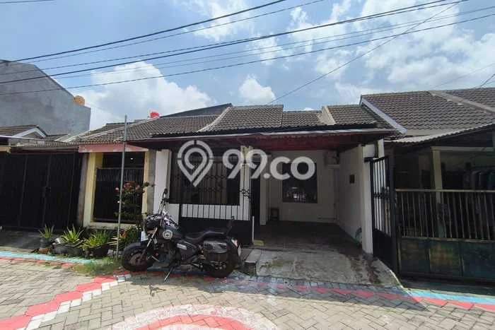 Rumah Modern Minimalis 2 KT Siap Huni di Rungkut Rumah Modern Minimalis 2 KT Siap Huni di Rungkut