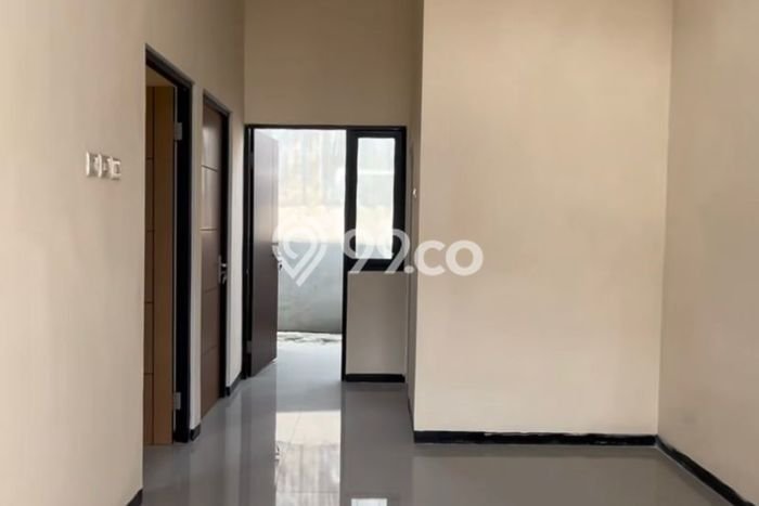 Disewakan Cepat Rumah Kondisi Baik di Kawasan Waru, Sidoarjo Disewakan Cepat Rumah Kondisi Baik di Kawasan Waru, Sidoarjo