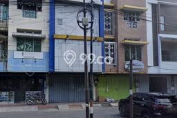 Disewakan Ruko di Pusat Kota Surabaya Ramai Strategis Disewakan Ruko di Pusat Kota Surabaya Ramai Strategis
