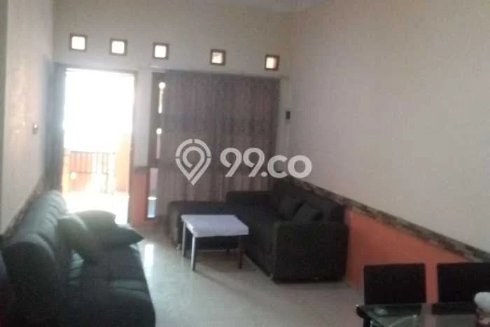 Dijual Cepat Rumah dengan Luas Tanah 90m2m² dan Luas Bangunan 70m2m² di Area Semarang Barat, Semarang Dijual Cepat Rumah dengan Luas Tanah 90m2m² dan Luas Bangunan 70m2m² di Area Semarang Barat, Semarang