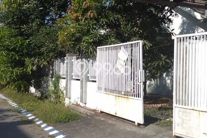 Dijual Cepat Rumah Favorit Siap Huni LB 108m2 di Buduran, Sidoarjo Dijual Cepat Rumah Favorit Siap Huni LB 108m2 di Buduran, Sidoarjo