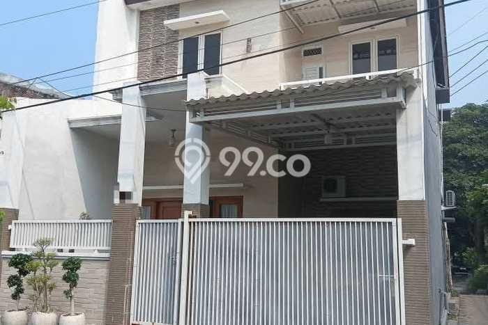Rumah Modern 4 KT di Gresik Kota Gresik Semi Furnished Rumah Modern 4 KT di Gresik Kota Gresik Semi Furnished