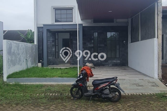 Dijual Rumah Strategis Bagus Punya 2 KT di Taman Sidoarjo SHM Dijual Rumah Strategis Bagus Punya 2 KT di Taman Sidoarjo SHM