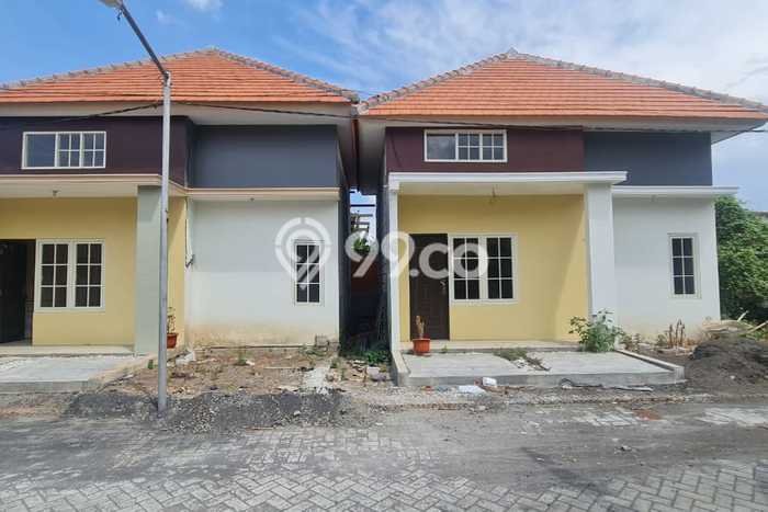 Dijual Rumah 2 Kamar Lokasi Strategis Nyaman dan Strategis di Sidoarjo Dijual Rumah 2 Kamar Lokasi Strategis Nyaman dan Strategis di Sidoarjo
