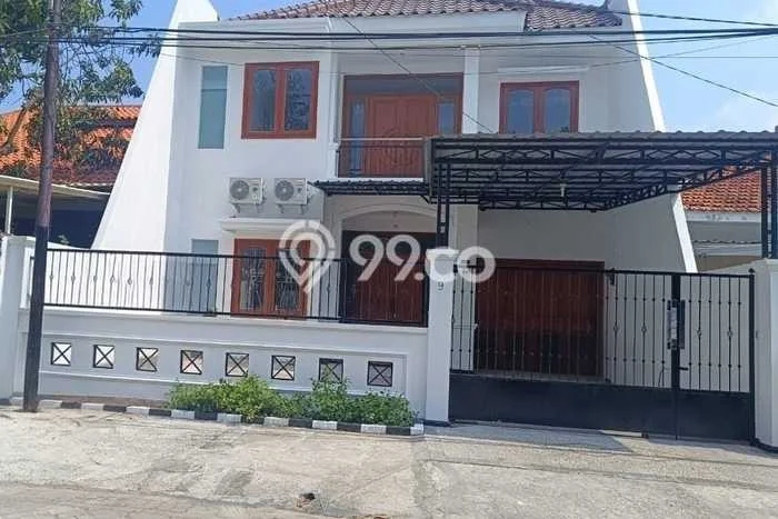 Sewa Rumah Harga Terjangkau di Dukuh Kupang Surabaya dengan 4 Kamar Tidur Sewa Rumah Harga Terjangkau di Dukuh Kupang Surabaya dengan 4 Kamar Tidur