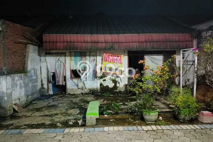 Rumah Premium LT 90m2m² / LB 70m2m² di Kawasan Asri Taman, Sidoarjo Rumah Premium LT 90m2m² / LB 70m2m² di Kawasan Asri Taman, Sidoarjo