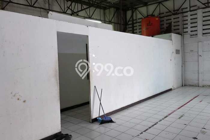 Unit Gudang Disewakan di Kalideres di Area Ramai & Strategis Unit Gudang Disewakan di Kalideres di Area Ramai & Strategis