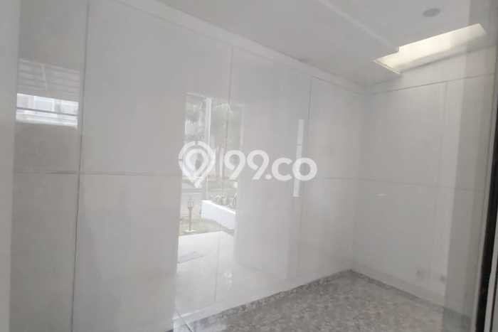 Dijual Rumah Eksklusif 2 KT di BSD City, Tangerang Dijual Rumah Eksklusif 2 KT di BSD City, Tangerang