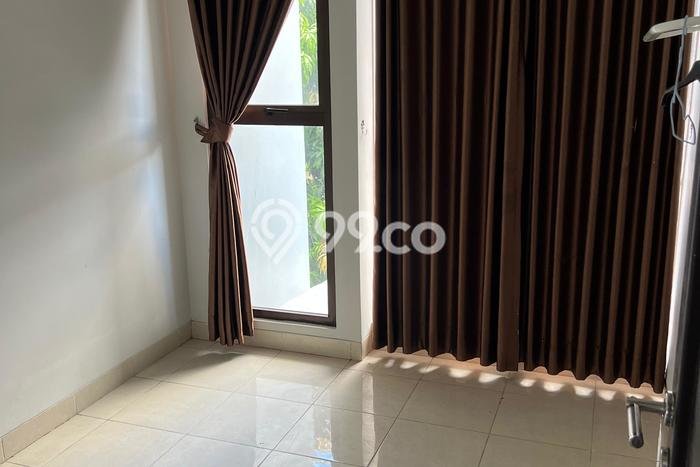 Rumah Elit Modern Siap Huni di Gading Serpong Tangerang Rumah Elit Modern Siap Huni di Gading Serpong Tangerang