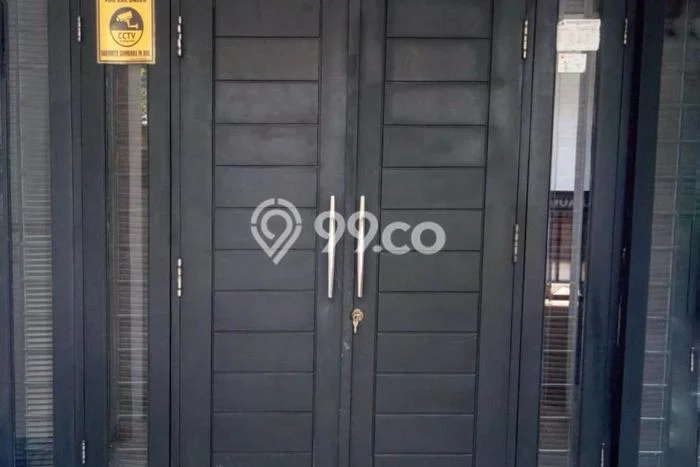 Hunian Strategis Dikontrakkan 3 Kamar di Cimanggis Boleh Nego Hunian Strategis Dikontrakkan 3 Kamar di Cimanggis Boleh Nego